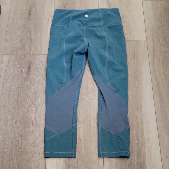 Lululemon Pace Rival High Rise Crop 22" Desert Teal Size 6 EUC - Picture 4 of 5